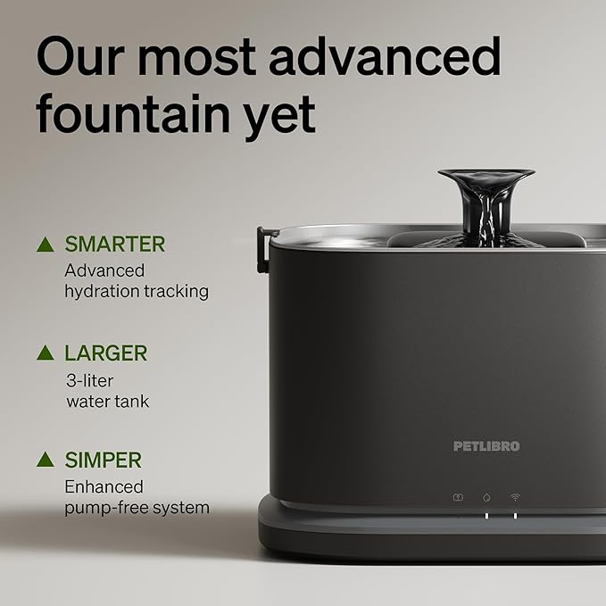 Petglidee mobile app showing cat hydration tracking